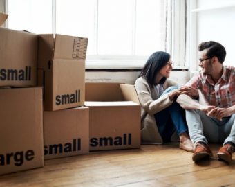 54ffb1cbd27a0 couple moving de