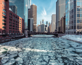 Tips for Surviving and Thriving During a Chicago Winter Move.