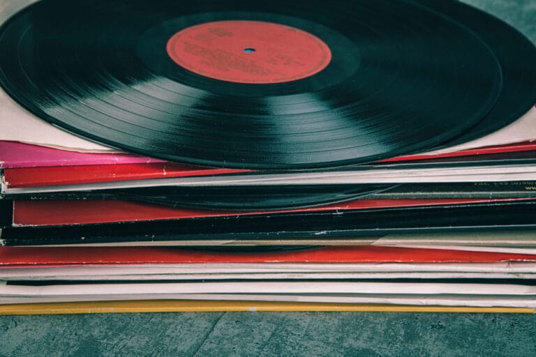 How to Pack Records for Moving | Chicago Moving Company | New City Moving