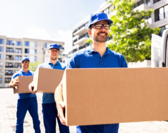 Hire the best-rated local movers in Chicago.